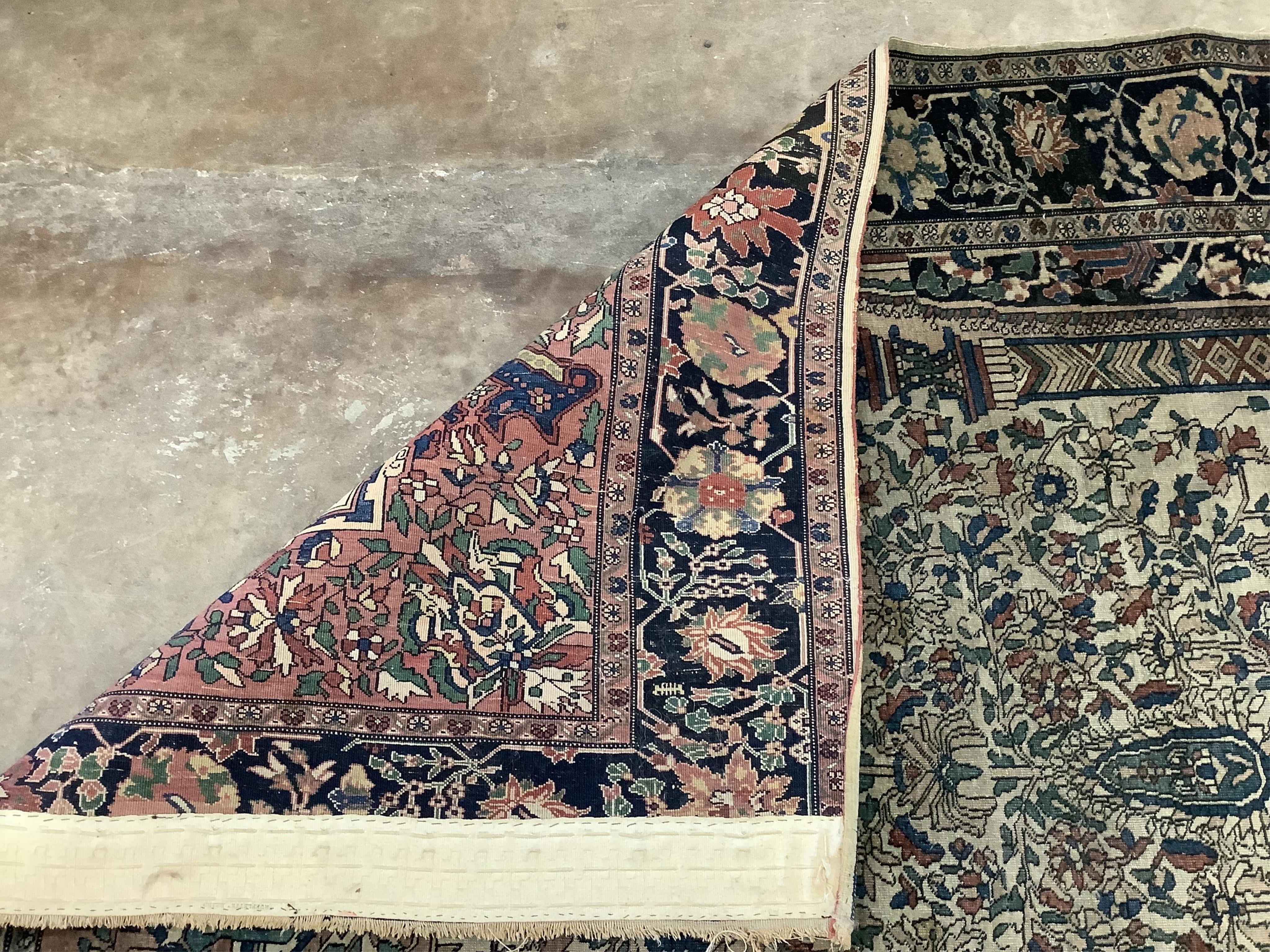 An Isphahan tree of life prayer rug, 192 x 138cm